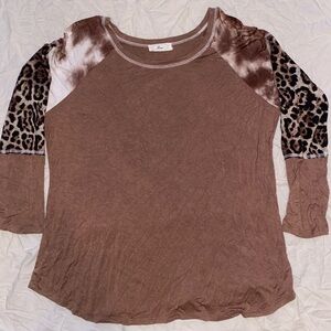Brown Leopard Sleeve Women's Top